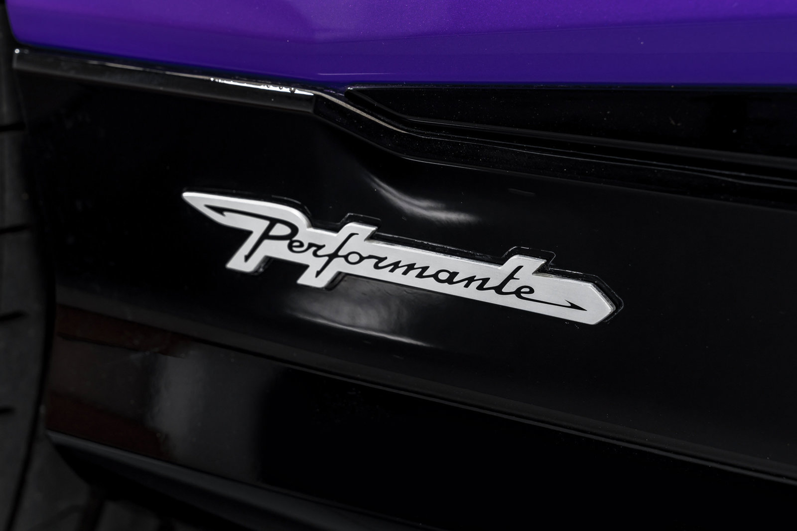 Used 2023 Lamborghini Urus Performante AWD/4WD image 58