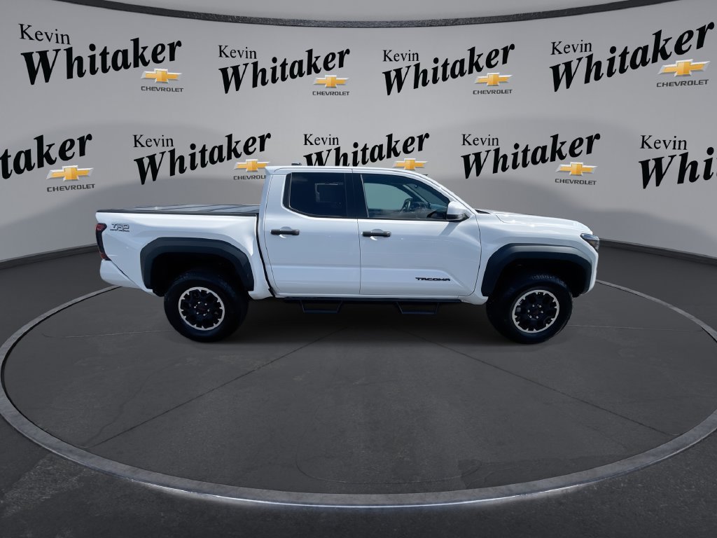 Used 2024 Toyota Tacoma TRD Off-Road AWD/4WD image 9