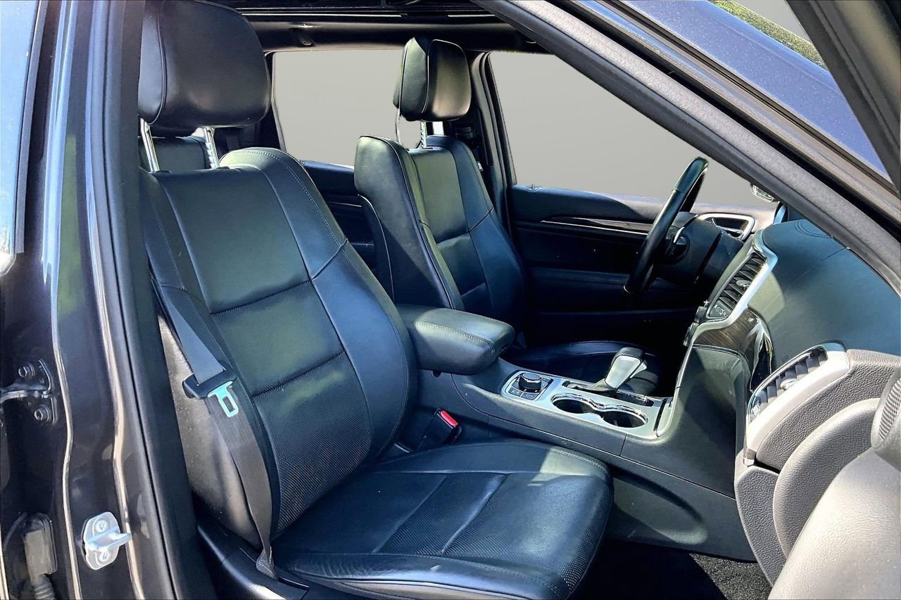 Certified 2016 Jeep Grand Cherokee High Altitude image 24