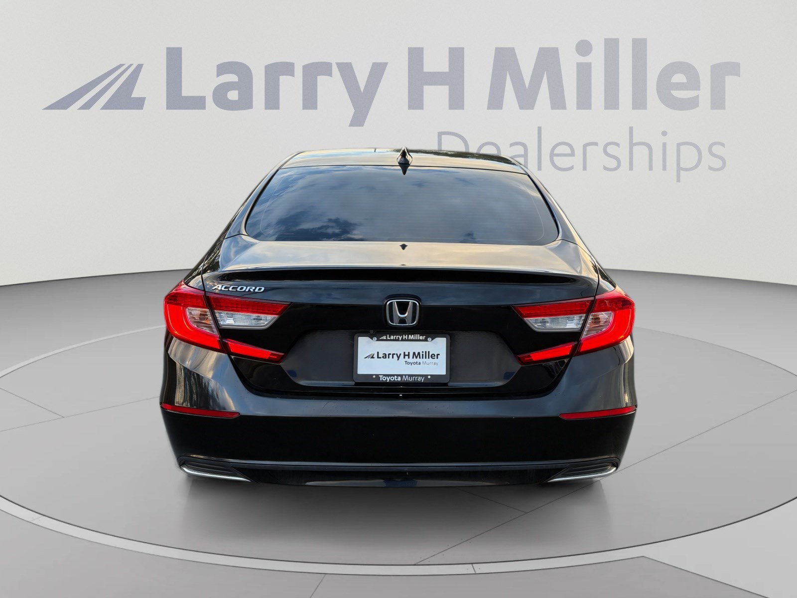 Used 2019 Honda Accord LX image 4