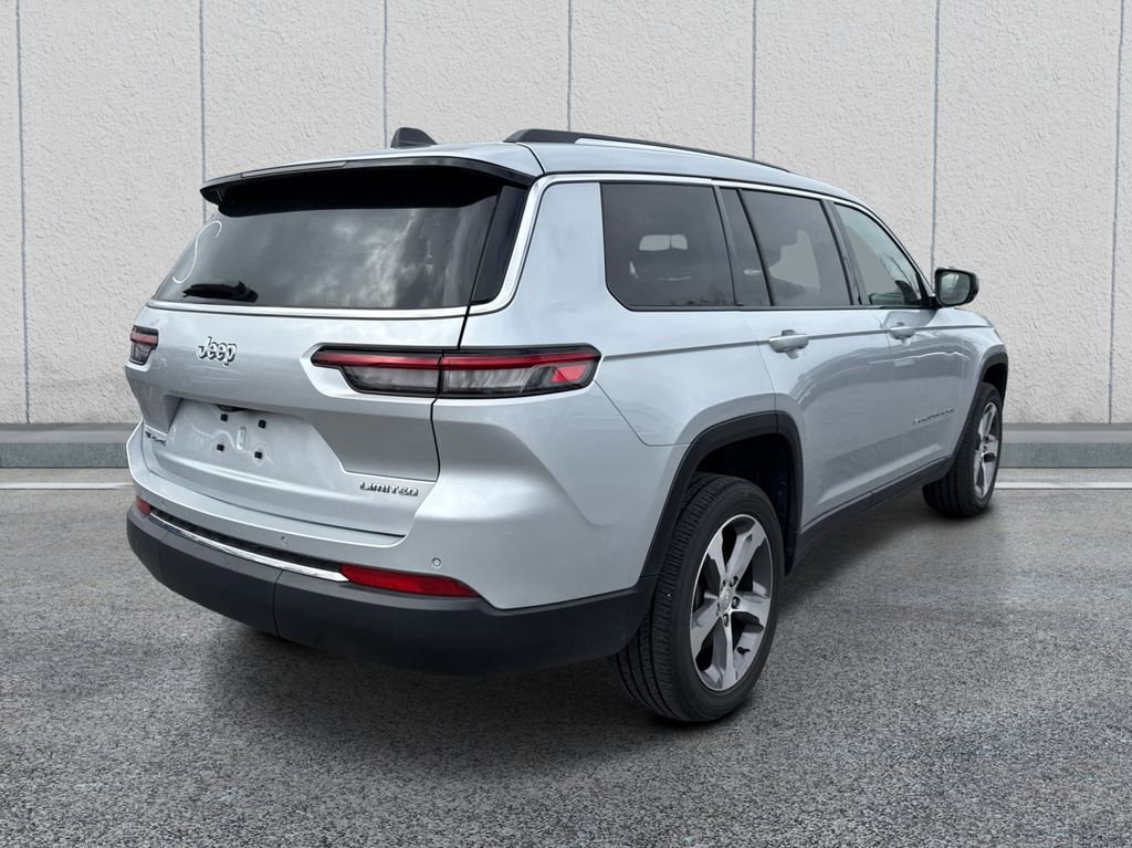 Used 2023 Jeep Grand Cherokee L Limited AWD/4WD image 7