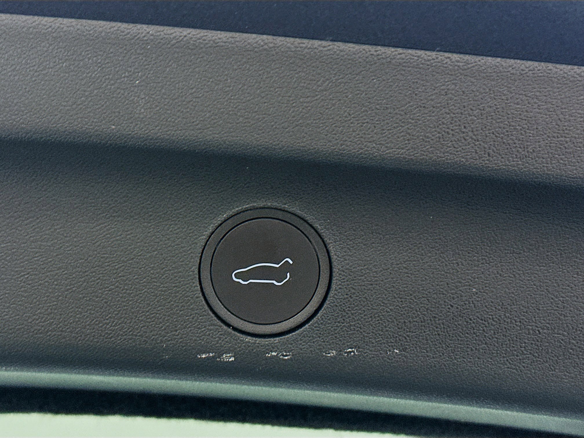 Used 2023 Tesla Model Y Performance image 28