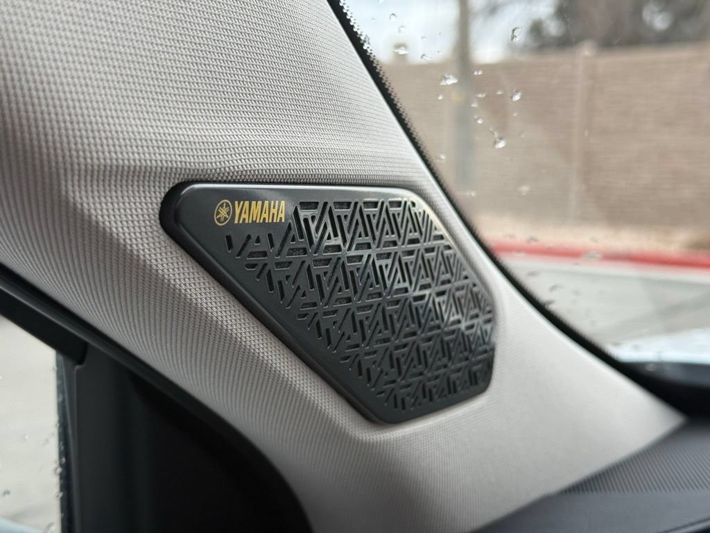 New 2026 Mitsubishi Outlander SE FWD image 13