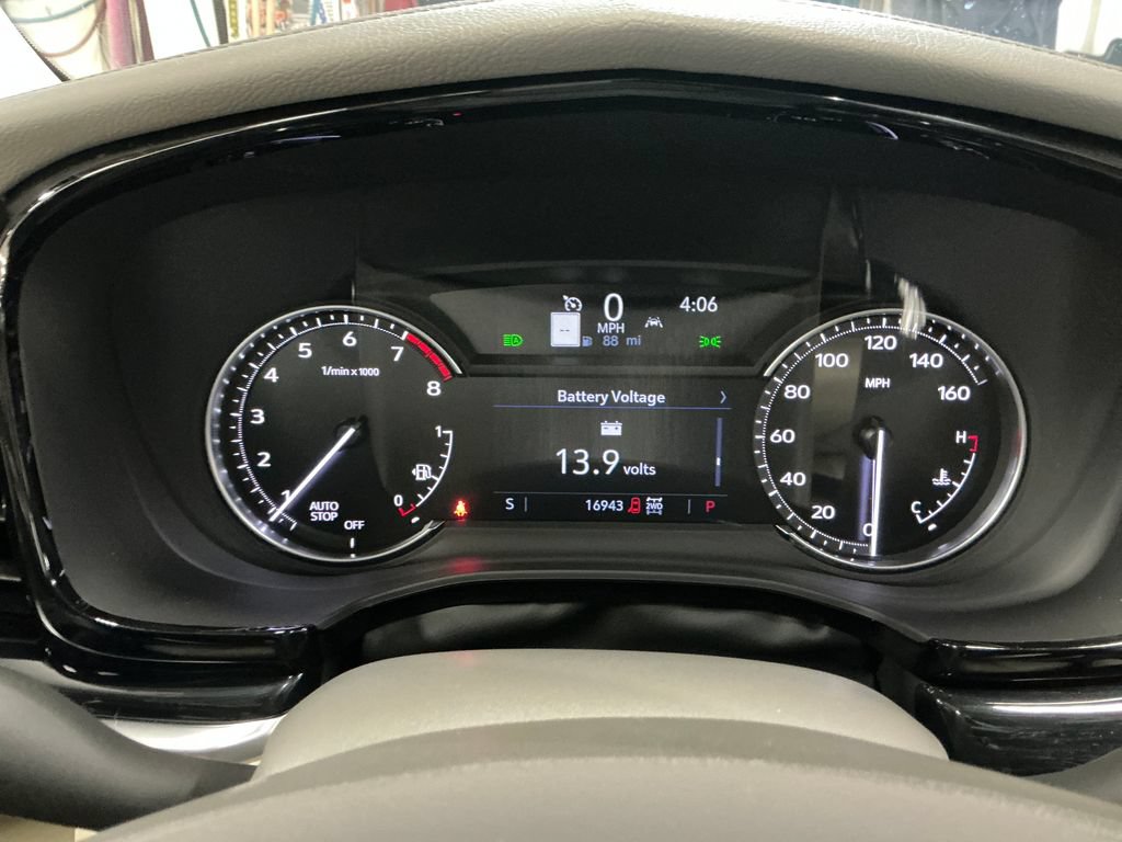 Certified 2025 Cadillac XT6 Premium Luxury w/ LPO, Floor Liner Package AWD/4WD image 21