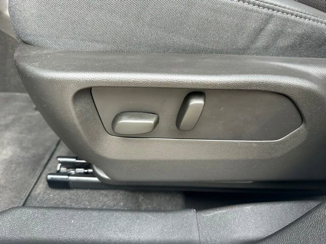 Used 2023 Buick Envision Preferred w/ Sport Touring Package AWD/4WD image 29