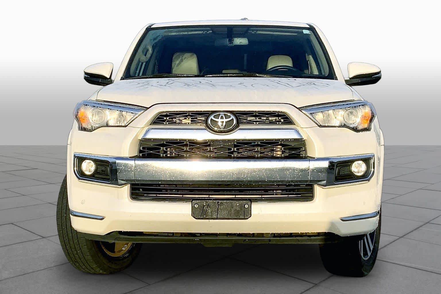 Used 2018 Toyota 4Runner Limited AWD/4WD image 4