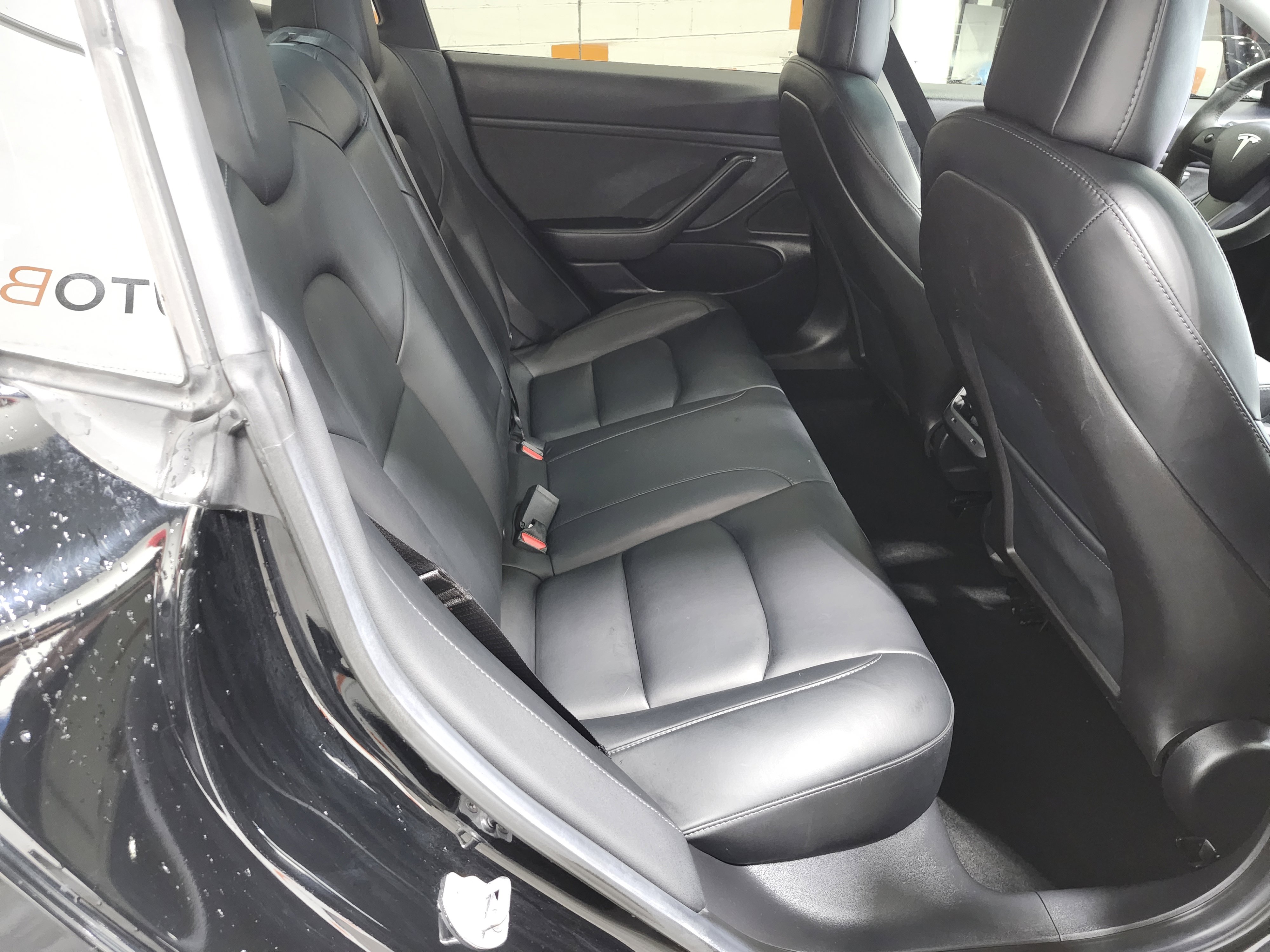 Used 2019 Tesla Model 3 Standard Range image 19