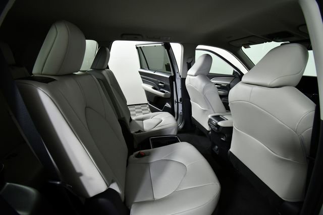 New 2026 Toyota Grand Highlander XLE image 23