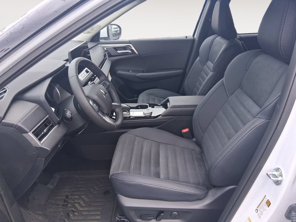 New 2026 Mitsubishi Outlander SE AWD/4WD image 9