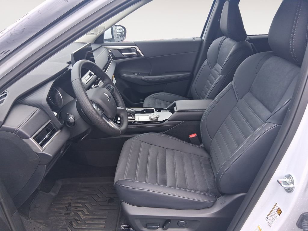 New 2026 Mitsubishi Outlander SE AWD/4WD image 9