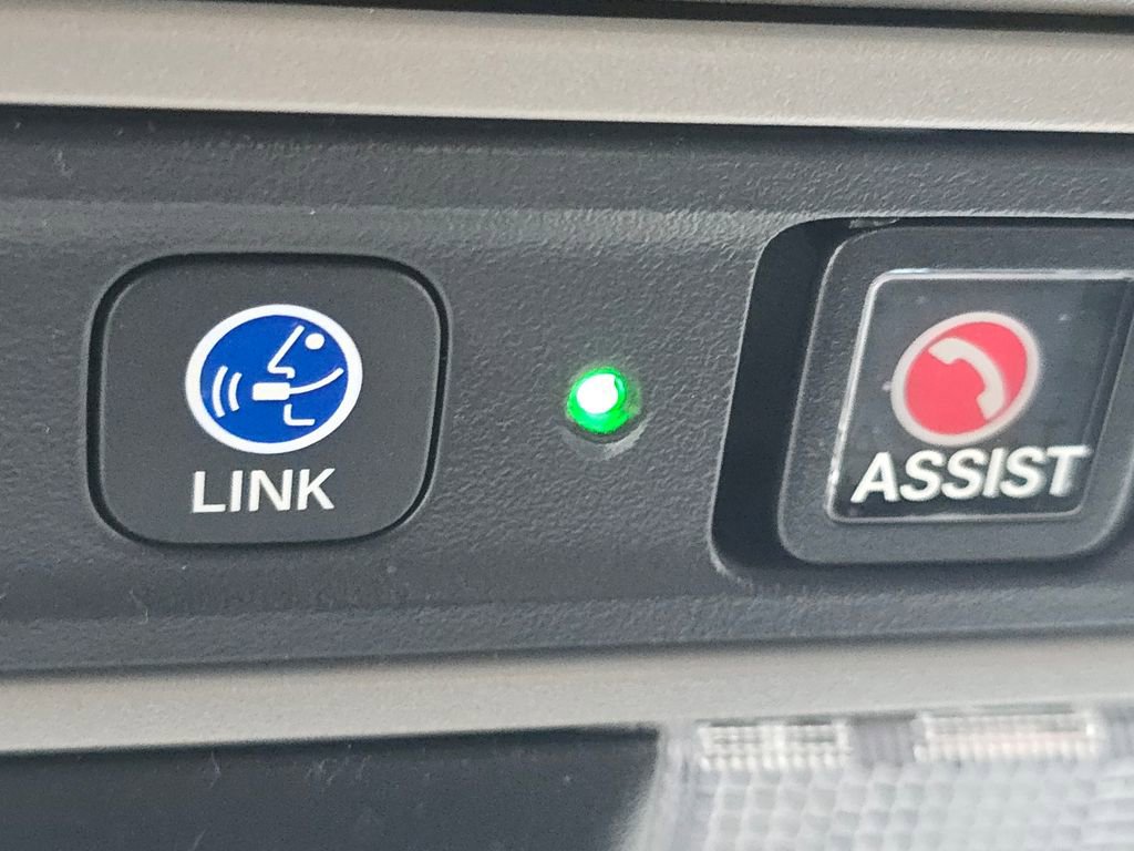 Used 2021 Honda Pilot Touring image 8