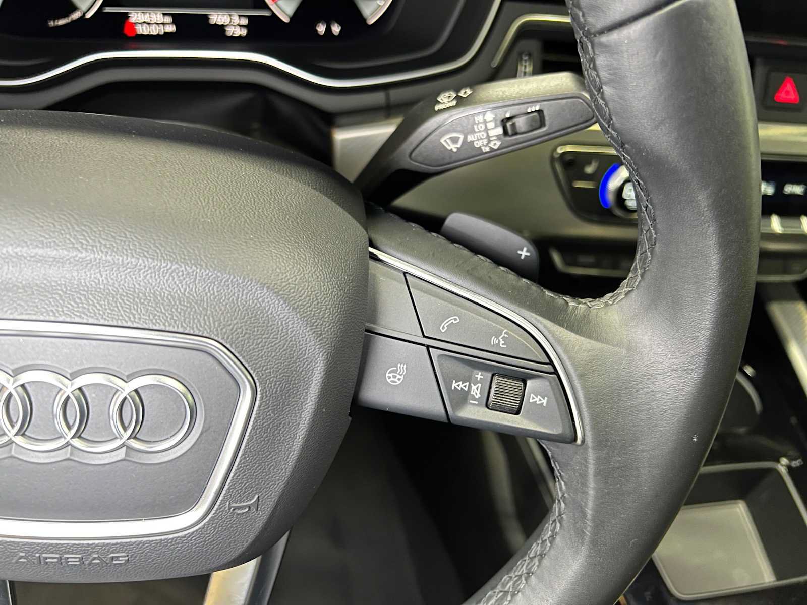 Used 2025 Audi A5 2.0T Premium Plus AWD/4WD image 32
