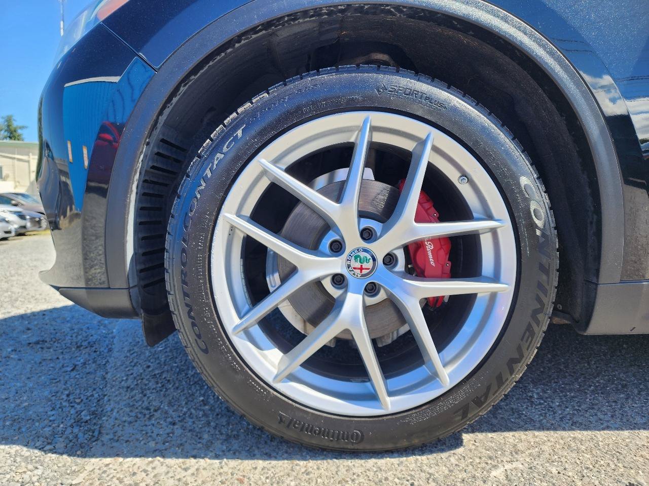 Used 2018 Alfa Romeo Stelvio Ti Sport AWD/4WD image 42