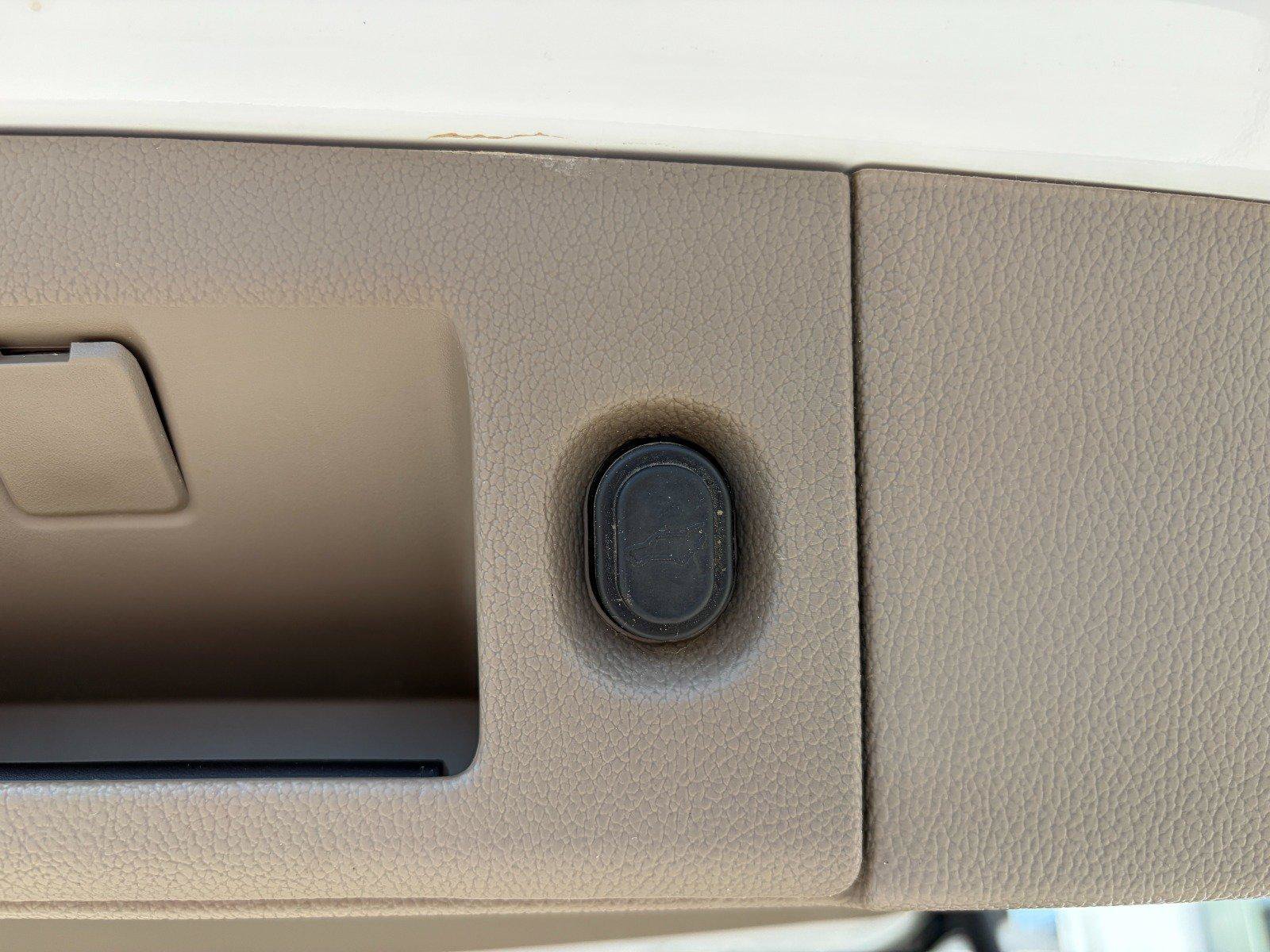 Used 2015 Chevrolet Tahoe LT AWD/4WD image 25