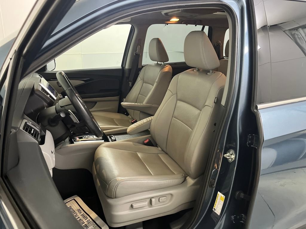 Used 2018 Honda Pilot Elite image 19