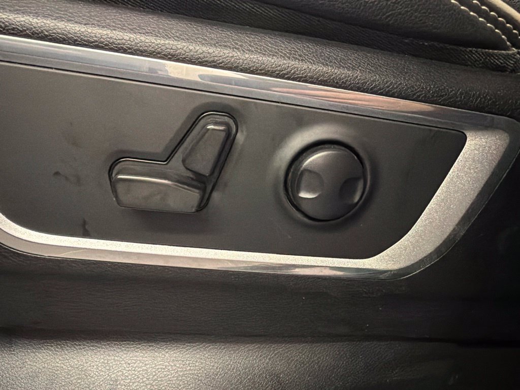 Used 2022 RAM 1500 Laramie AWD/4WD image 26