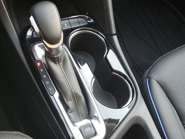 Certified 2025 Buick Encore GX Sport Touring image 28