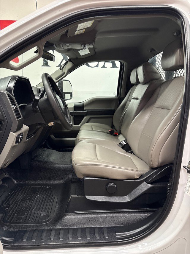 Used 2020 Ford F550 2WD Regular Cab Super Duty image 23