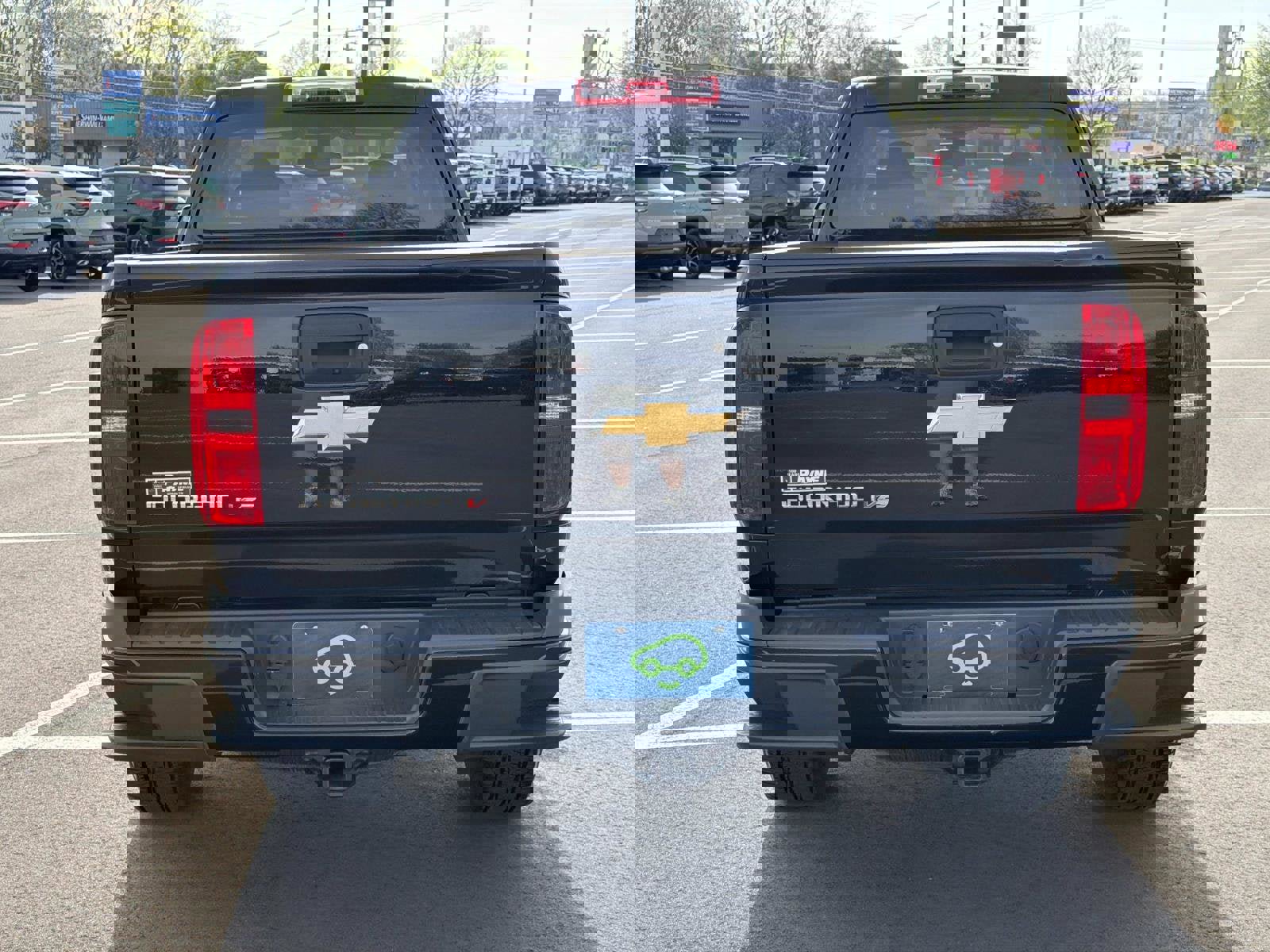 Certified 2019 Chevrolet Colorado W/T w/ Custom Special Edition image 18