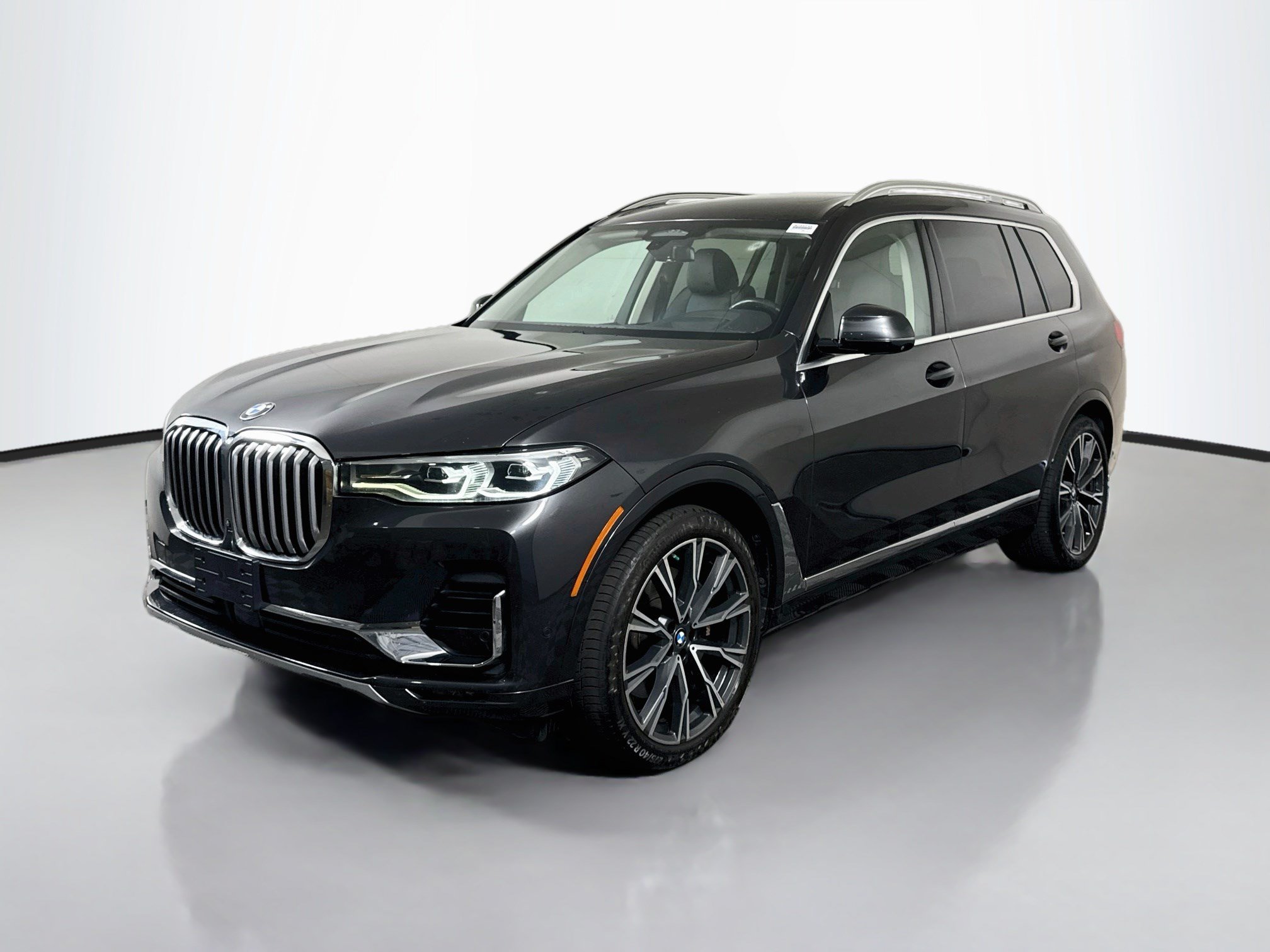 Used 2022 BMW X7 xDrive40i w/ Executive Package AWD/4WD image 4