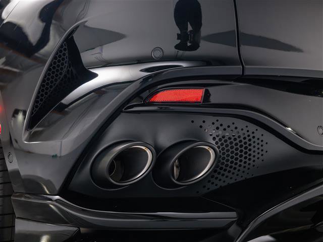 New 2026 Aston Martin DBX 707 image 21