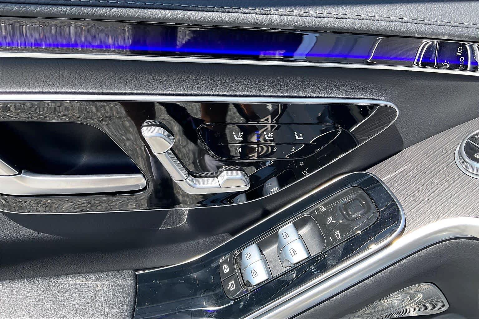 Used 2023 Mercedes-Benz S 500 4MATIC image 35
