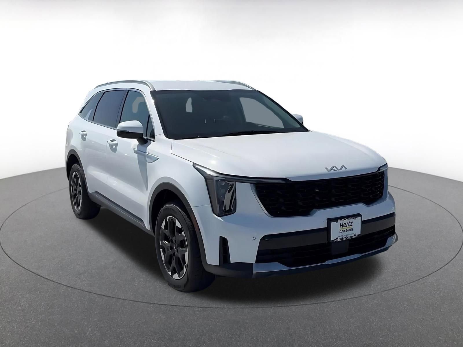 Used 2024 Kia Sorento S AWD/4WD image 3