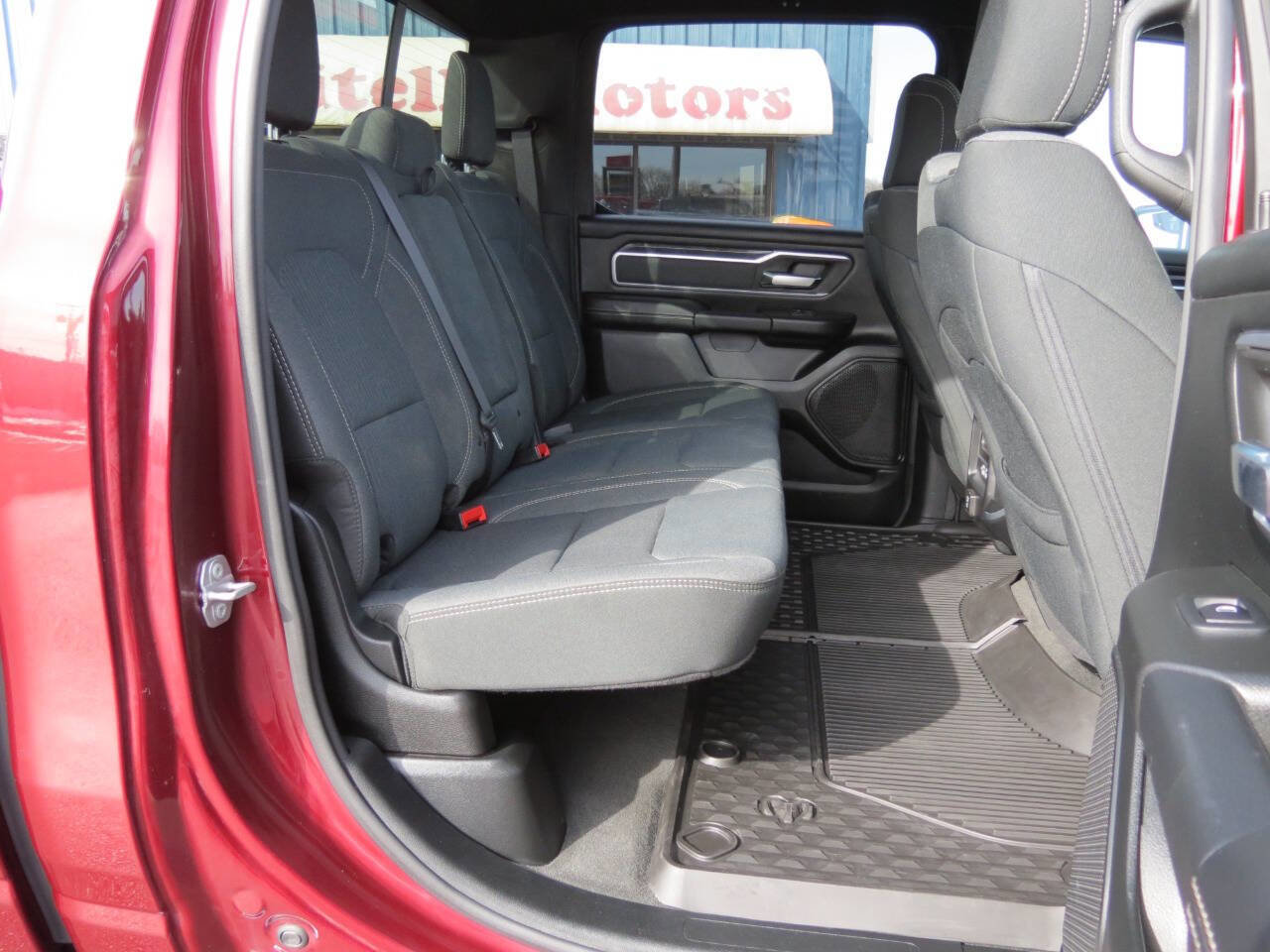 Used 2021 RAM 1500 Big Horn image 24