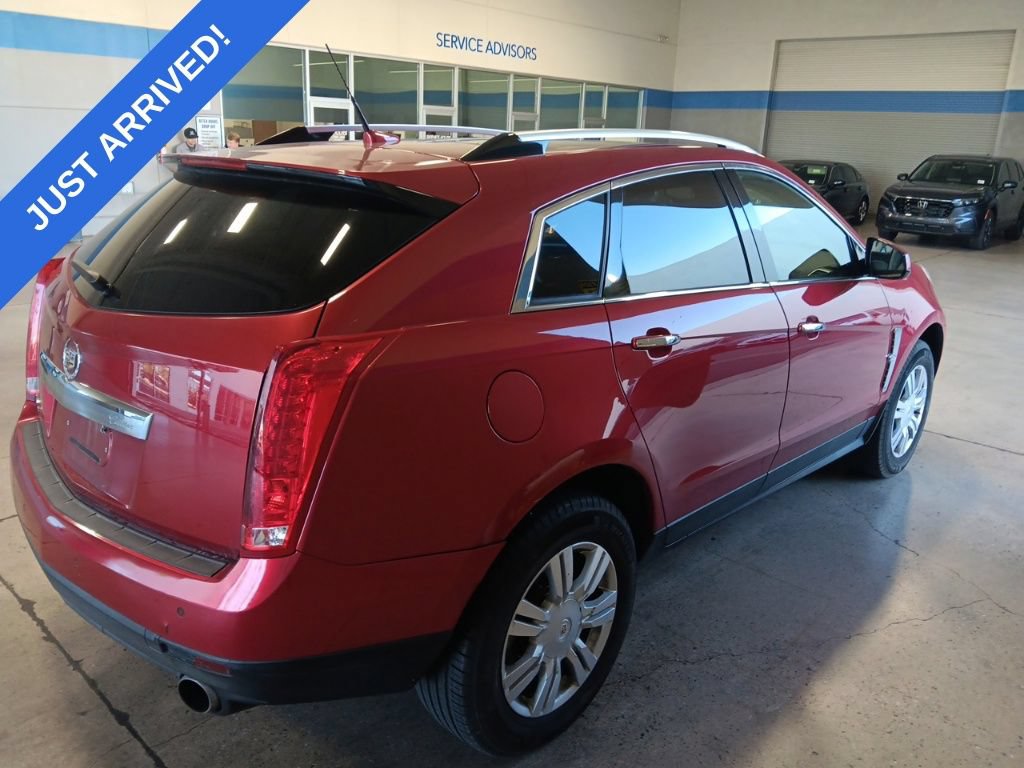 Used 2010 Cadillac SRX Luxury AWD/4WD image 3