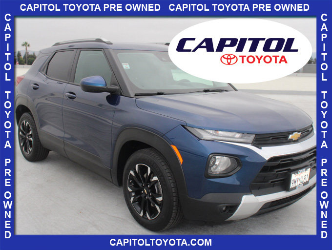 Used 2022 Chevrolet TrailBlazer LT w/ Convenience Package FWD image 1
