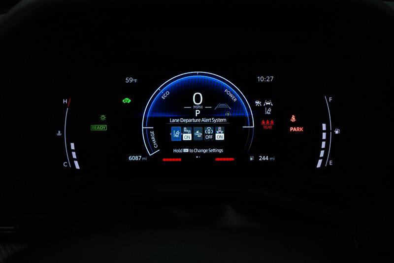 Used 2025 Toyota Camry SE w/ Convenience Package image 17