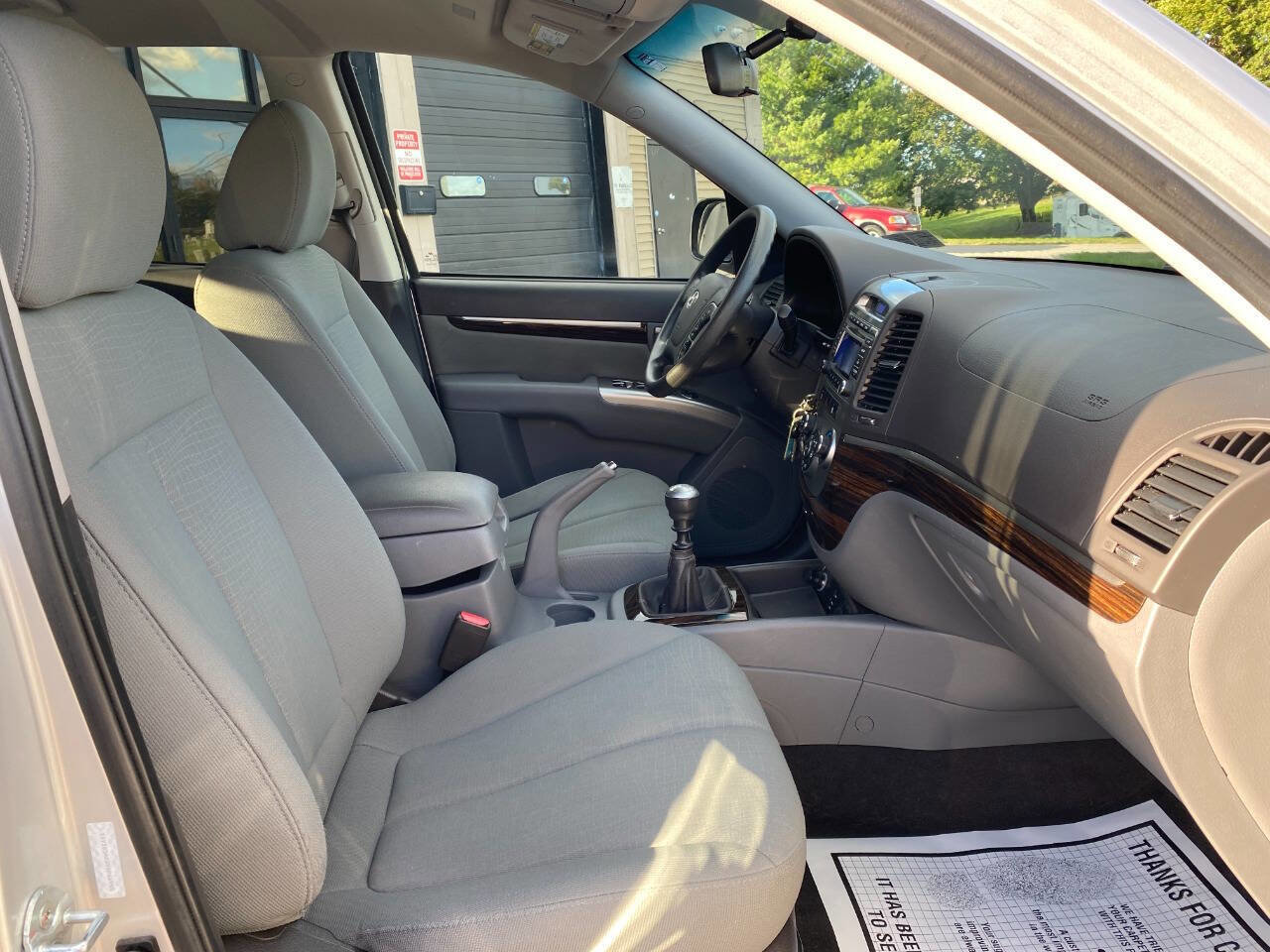 Used 2011 Hyundai Santa Fe GLS image 29