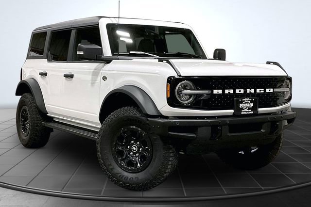 Used 2022 Ford Bronco Wildtrak image 14