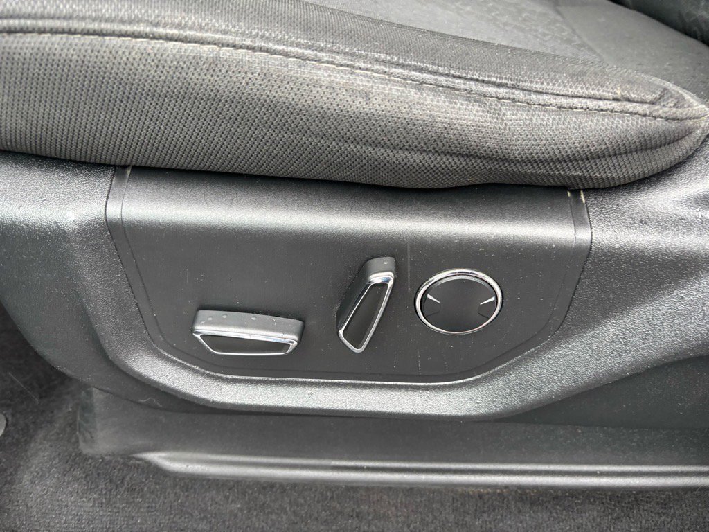 Used 2018 Ford F150 XLT w/ Equipment Group 302A Luxury image 19