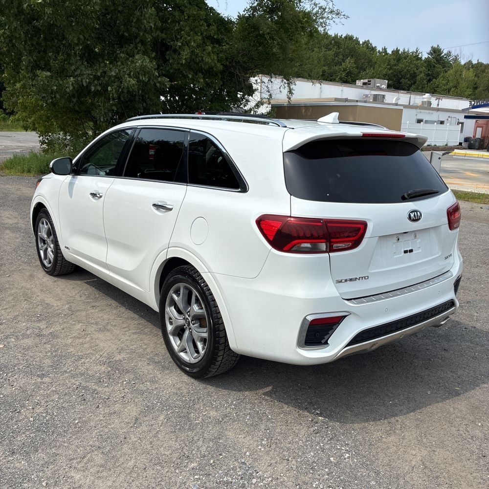 Used 2019 Kia Sorento SX w/ SX Touring Package AWD/4WD image 4