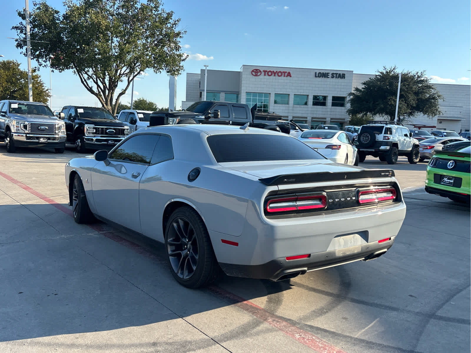 Used 2022 Dodge Challenger R/T Scat Pack RWD image 4