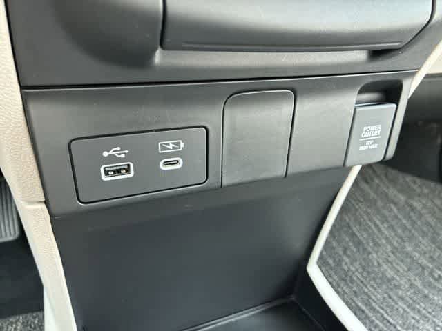 Used 2026 Honda Odyssey EX-L image 34