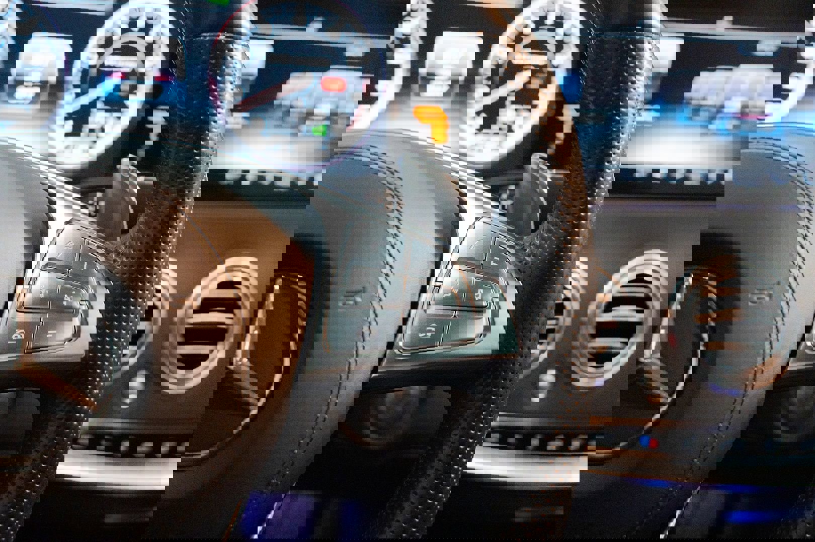 Used 2015 Mercedes-Benz S 63 AMG 4MATIC Coupe image 37