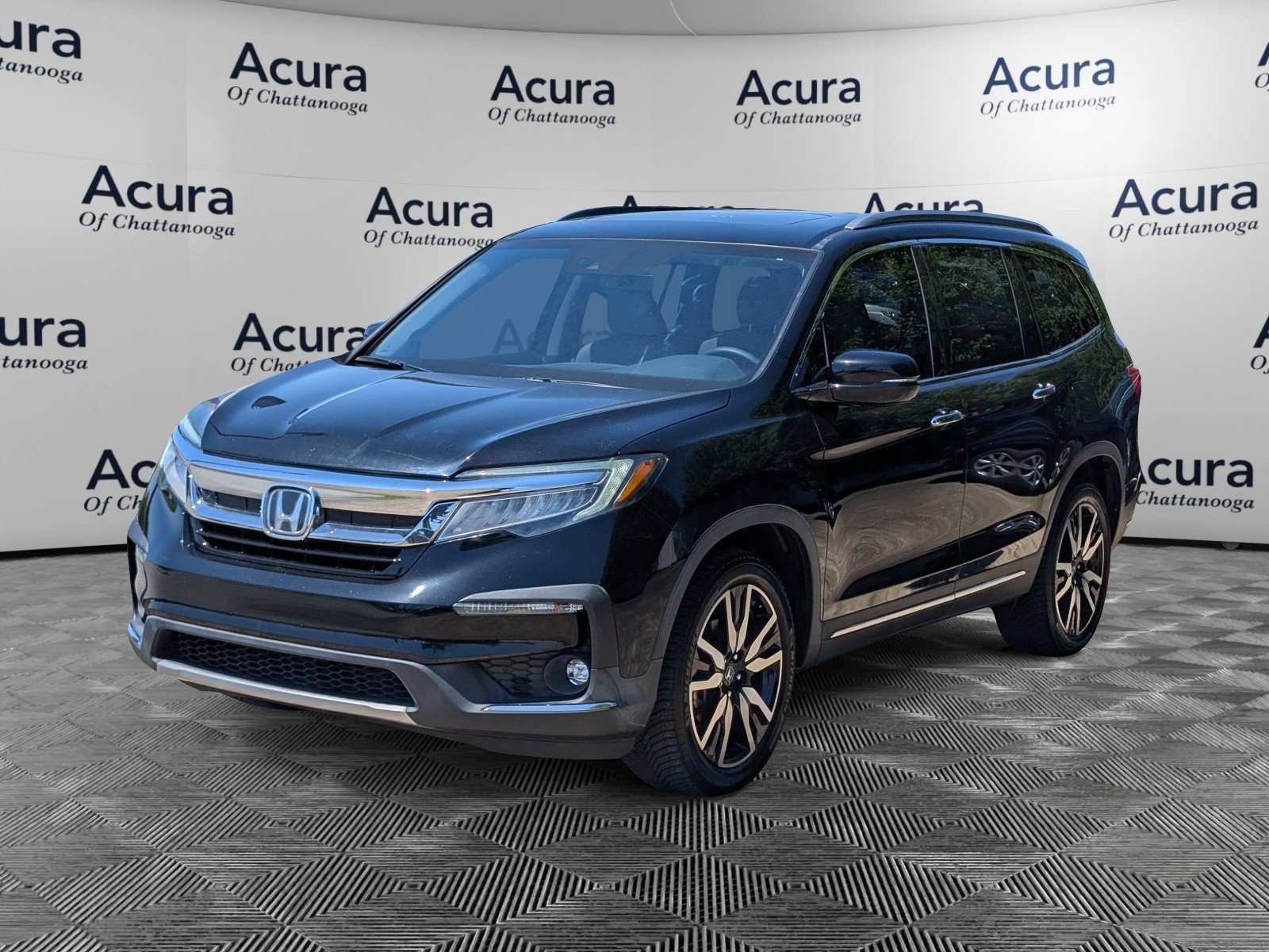 Used 2019 Honda Pilot Elite image 4