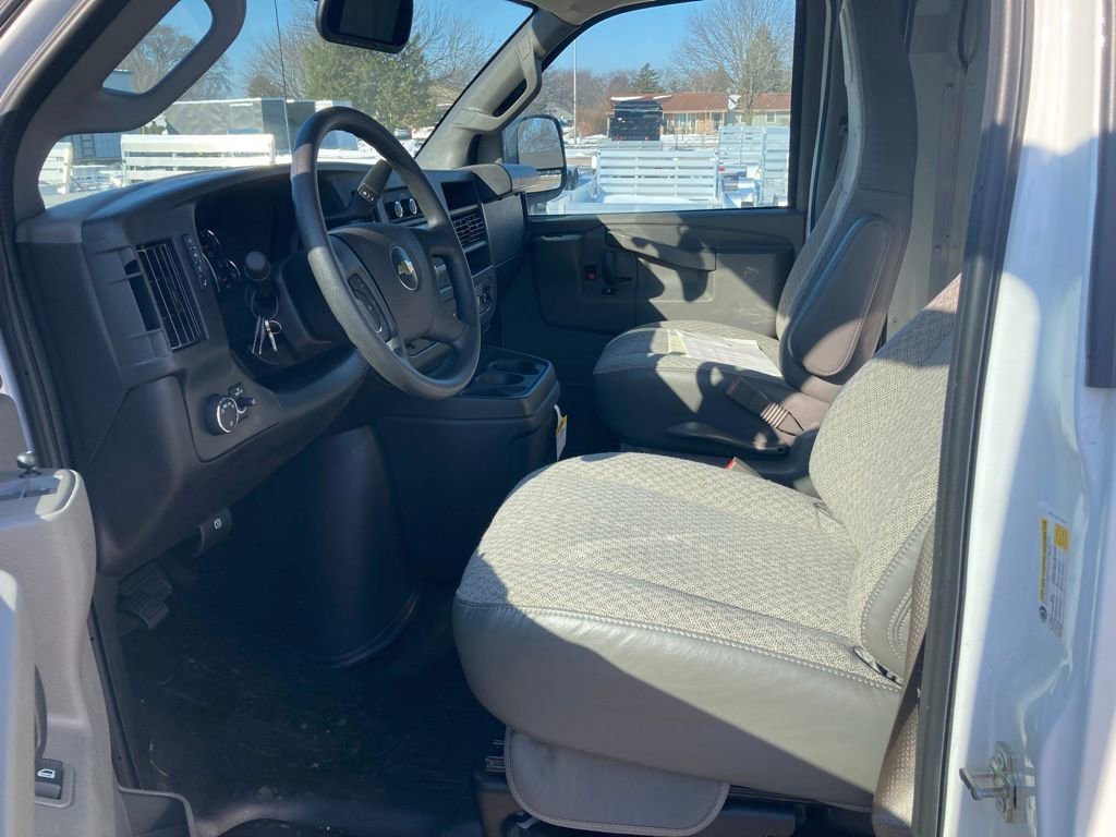 New 2025 Chevrolet Express 3500 w/ Power Convenience Package RWD image 13
