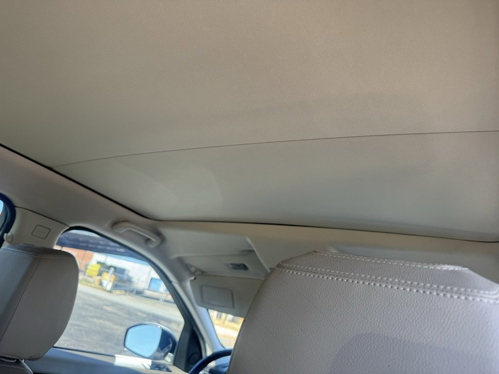 Used 2016 Land Rover Discovery Sport HSE image 10