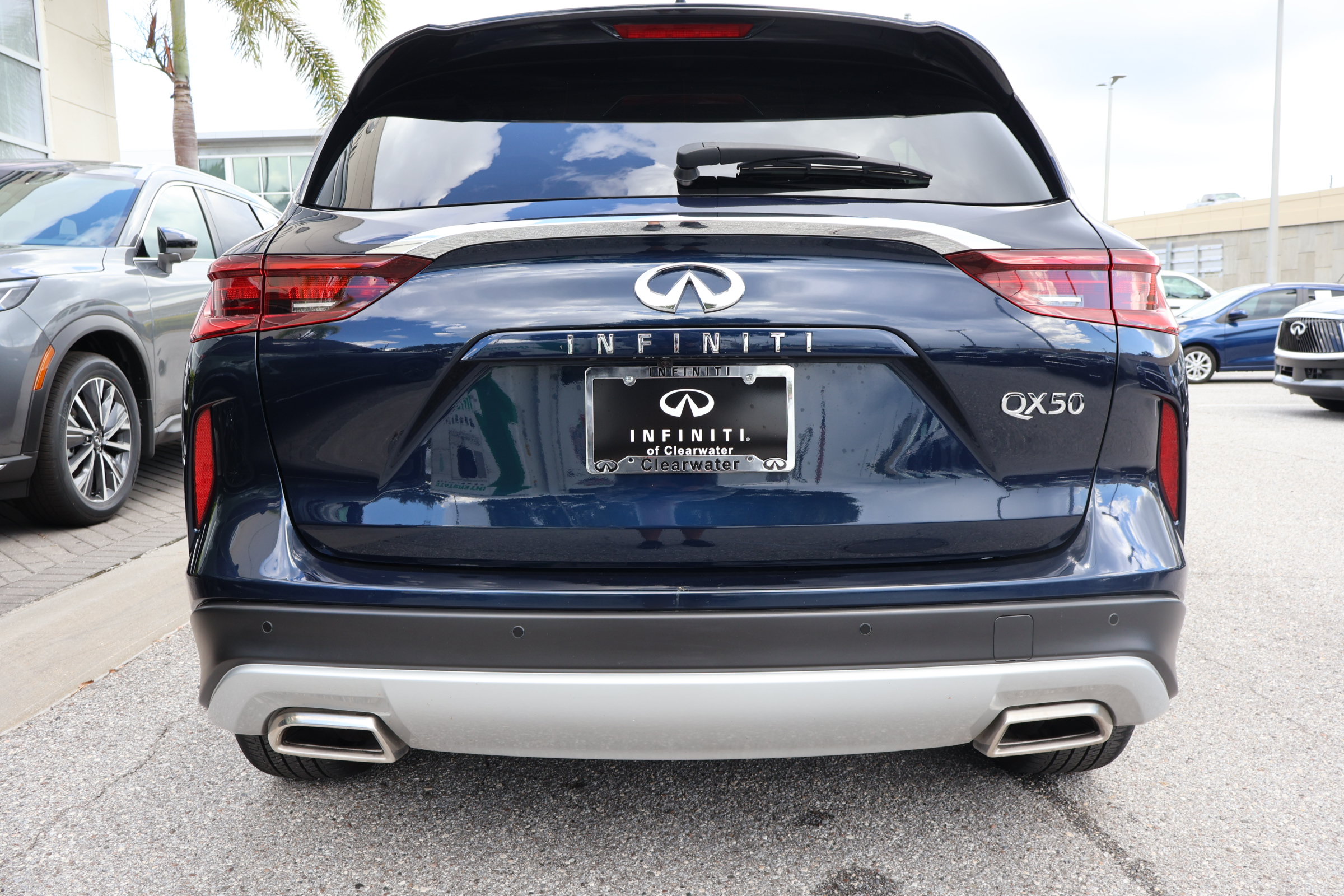 Certified 2024 INFINITI QX50 Luxe FWD image 8