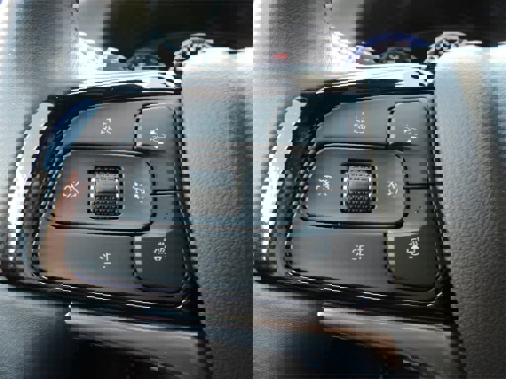 Certified 2023 Buick Enclave Avenir w/ Avenir Technology Package image 27