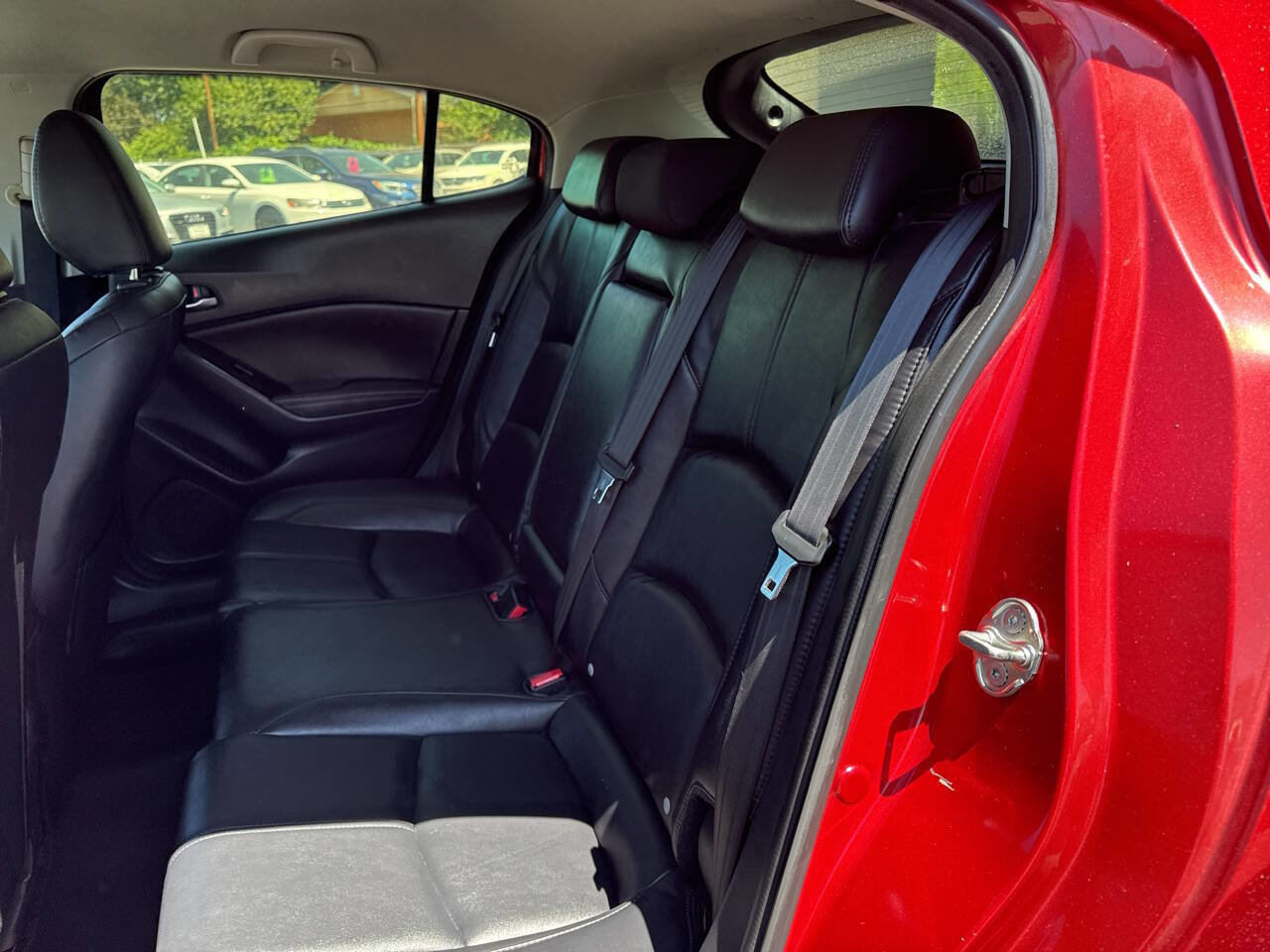 Used 2017 MAZDA MAZDA3 Touring image 15