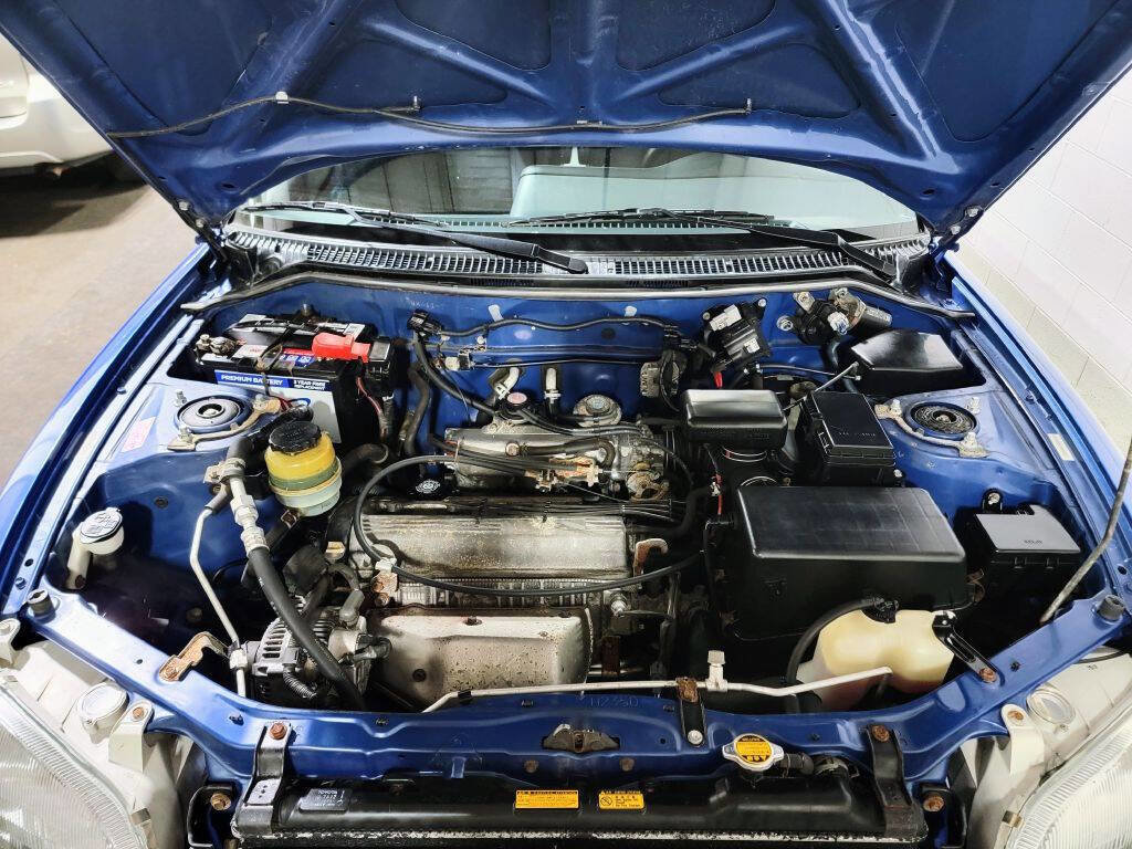 Used 1997 Toyota RAV4 4WD 4-Door image 9