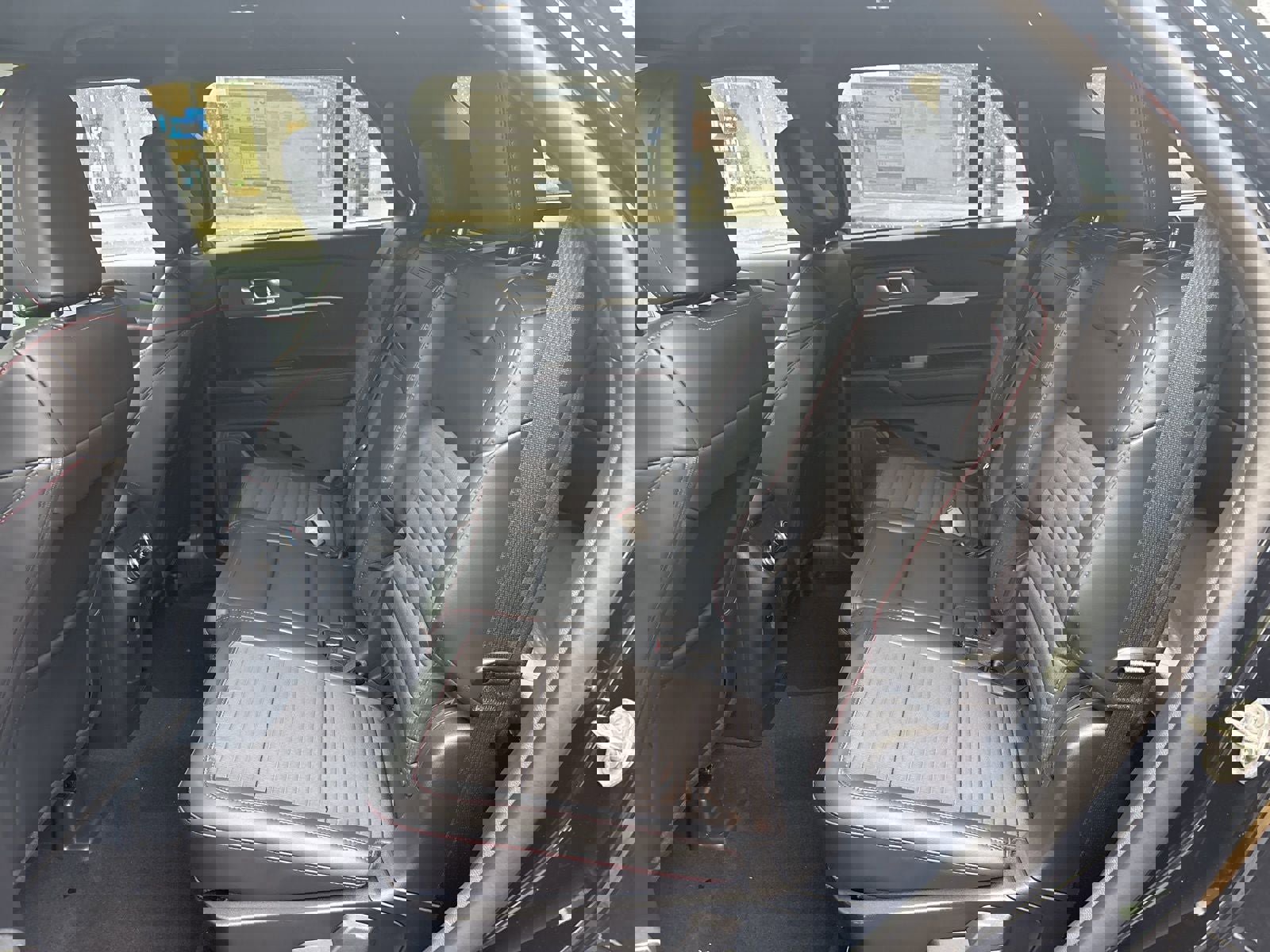 New 2026 Ford Explorer ST-Line w/ ST-Line Street Pack image 18