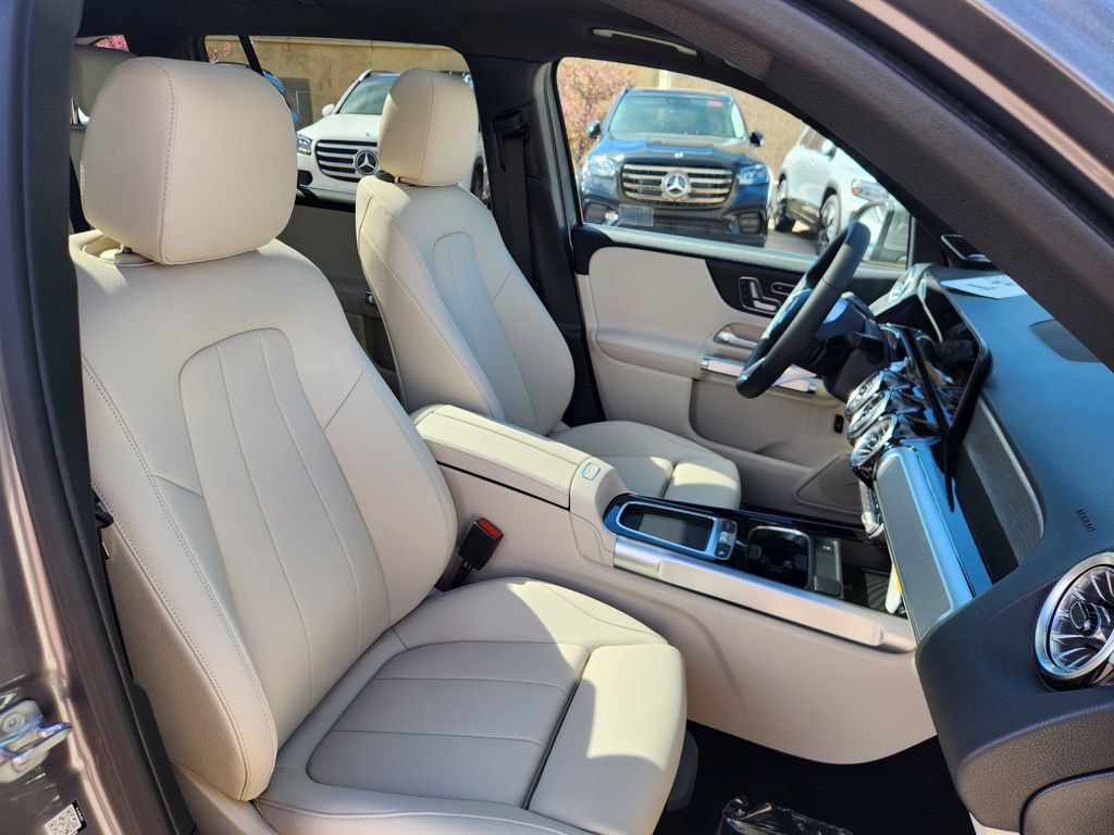 New 2026 Mercedes-Benz GLB 250 4MATIC image 15