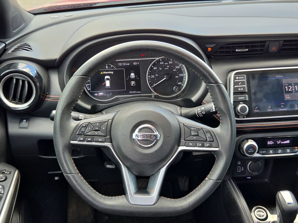 Used 2018 Nissan Kicks SR w/ Interior Electronics Package FWD image 11