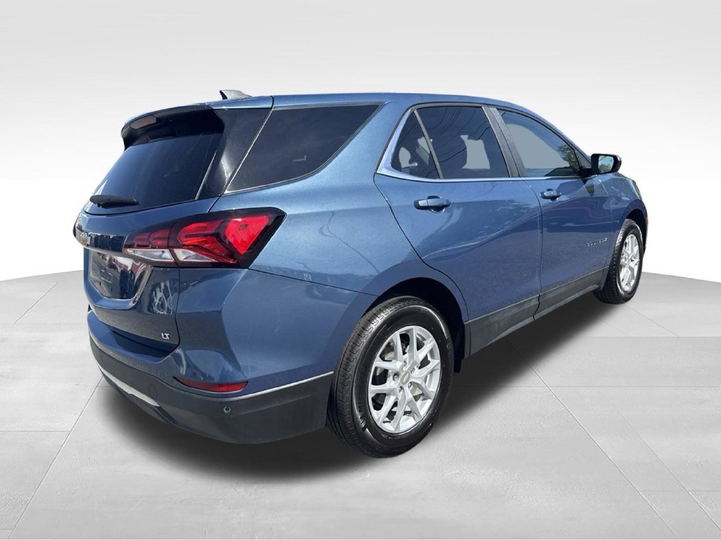 Used 2024 Chevrolet Equinox LT w/ LPO, Floor Liner Package FWD image 12