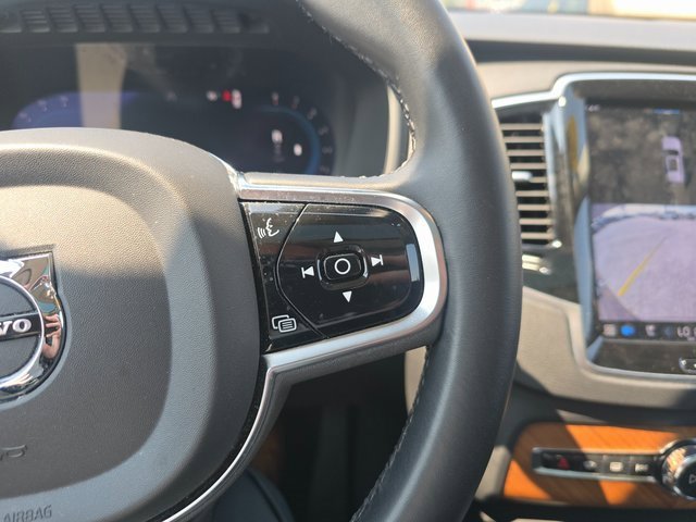 Used 2023 Volvo XC90 B6 Plus image 21